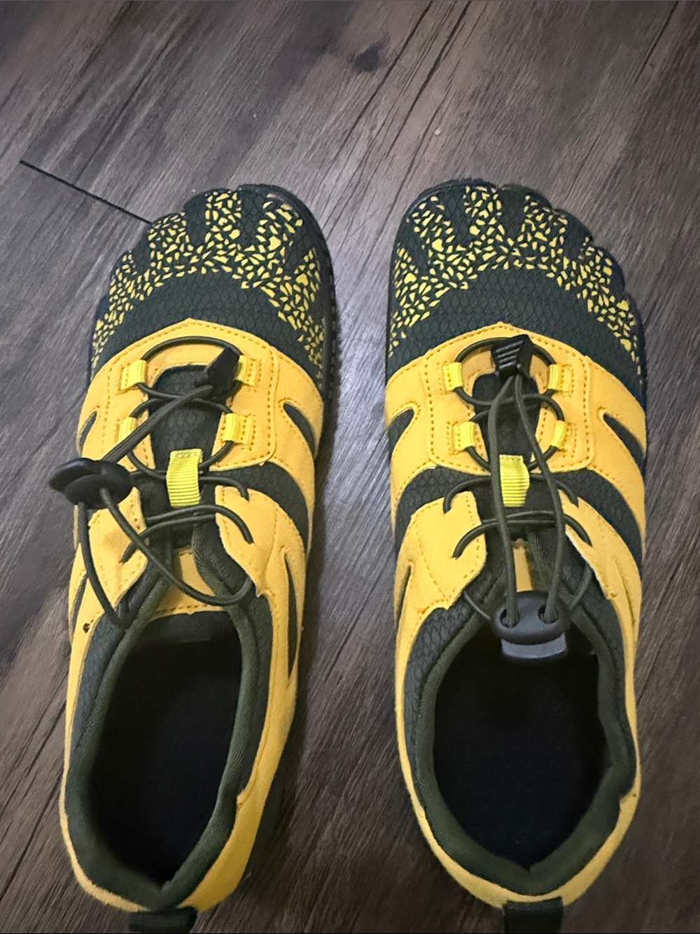 Kids Yellow and Black Five-Toe Active Water Shoes